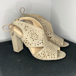 Guess Peep Toe Cut out Chunky Pump